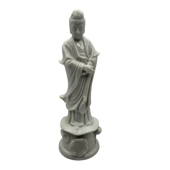Vintage White Porcelain Guanyin Figurine Statue - Picture 1 of 7